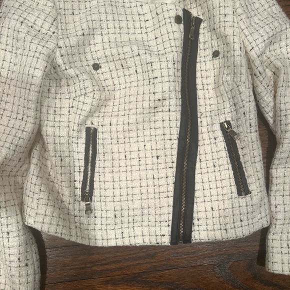 Banana Republic Women Jacket Size 2P White & Gold Metallic Thread Moto Style - Picture 2 of 4